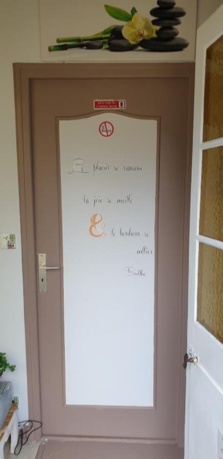 Hotel Le Mouton Gras Aumale Zewnętrze zdjęcie